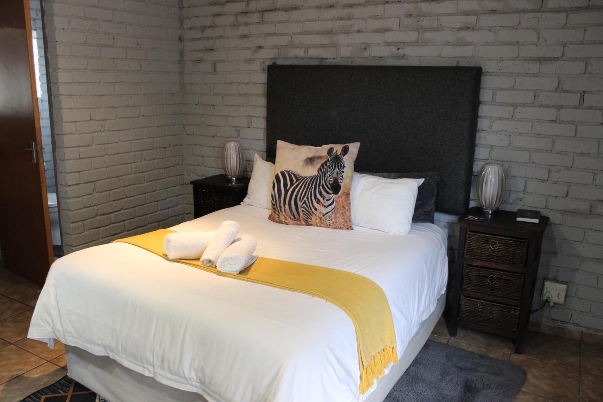 Kameelboom Lodge Vryburg Екстер'єр фото
